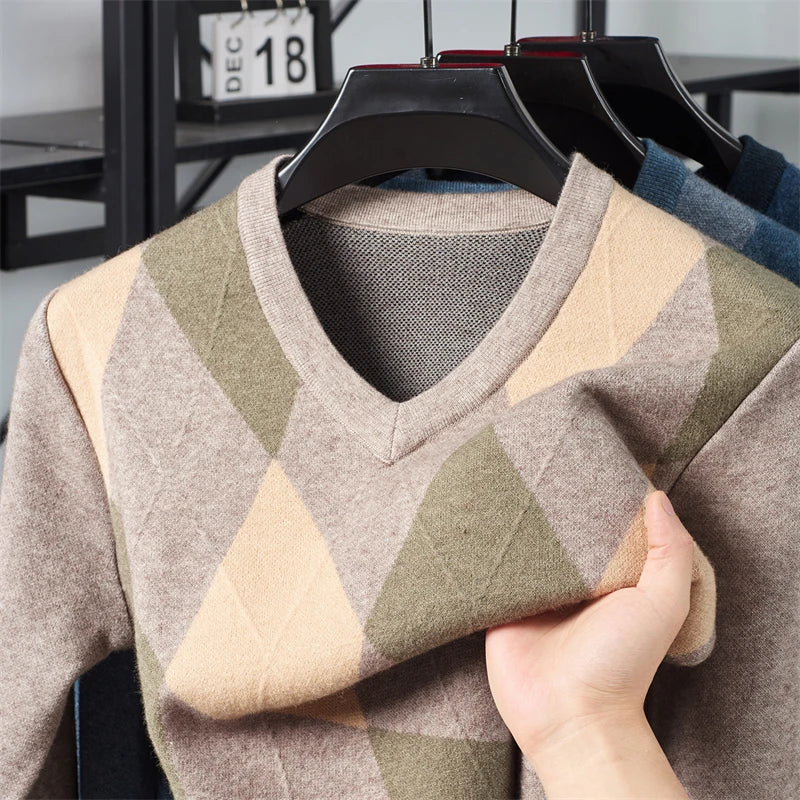 Plaid V-neck Long Sleeved Sweater